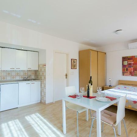 Apartments Casa Geli Porec Bagian luar foto