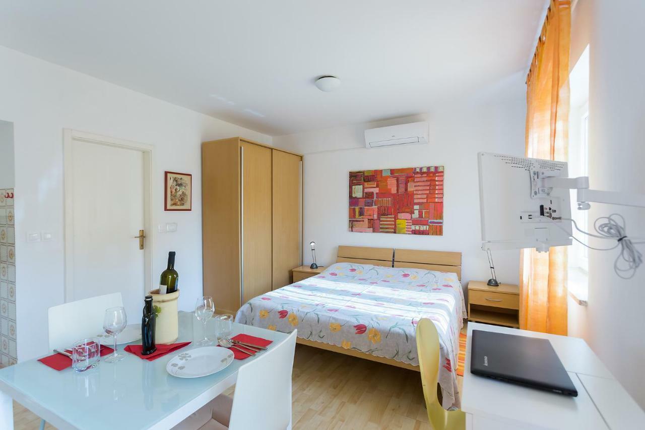 Apartments Casa Geli Porec Bagian luar foto